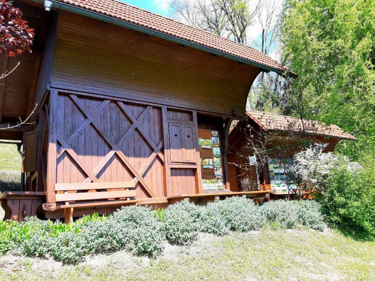 Guesthouse Pri Cebelici Lukovica pri Domzalah Екстер'єр фото